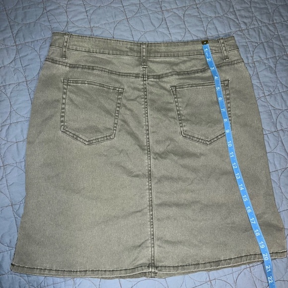 Bit & Bridle Green Jean Skirt - Picture 4 of 7